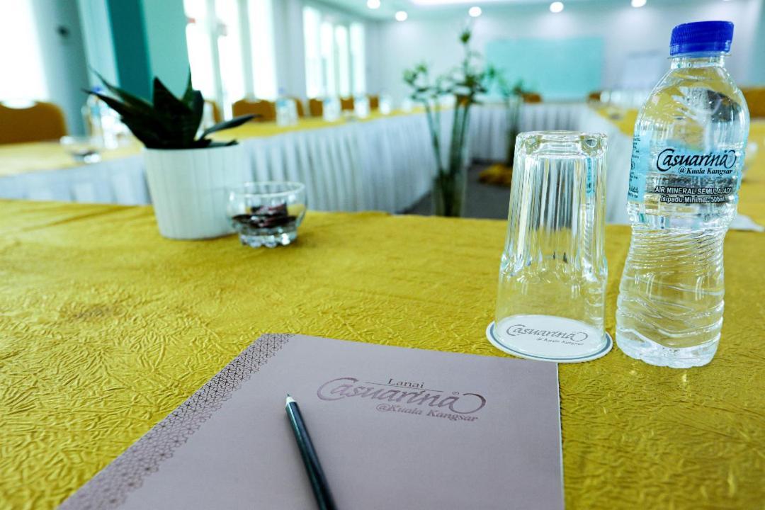 Hotel Casuarina@Куала-Кангсар Экстерьер фото