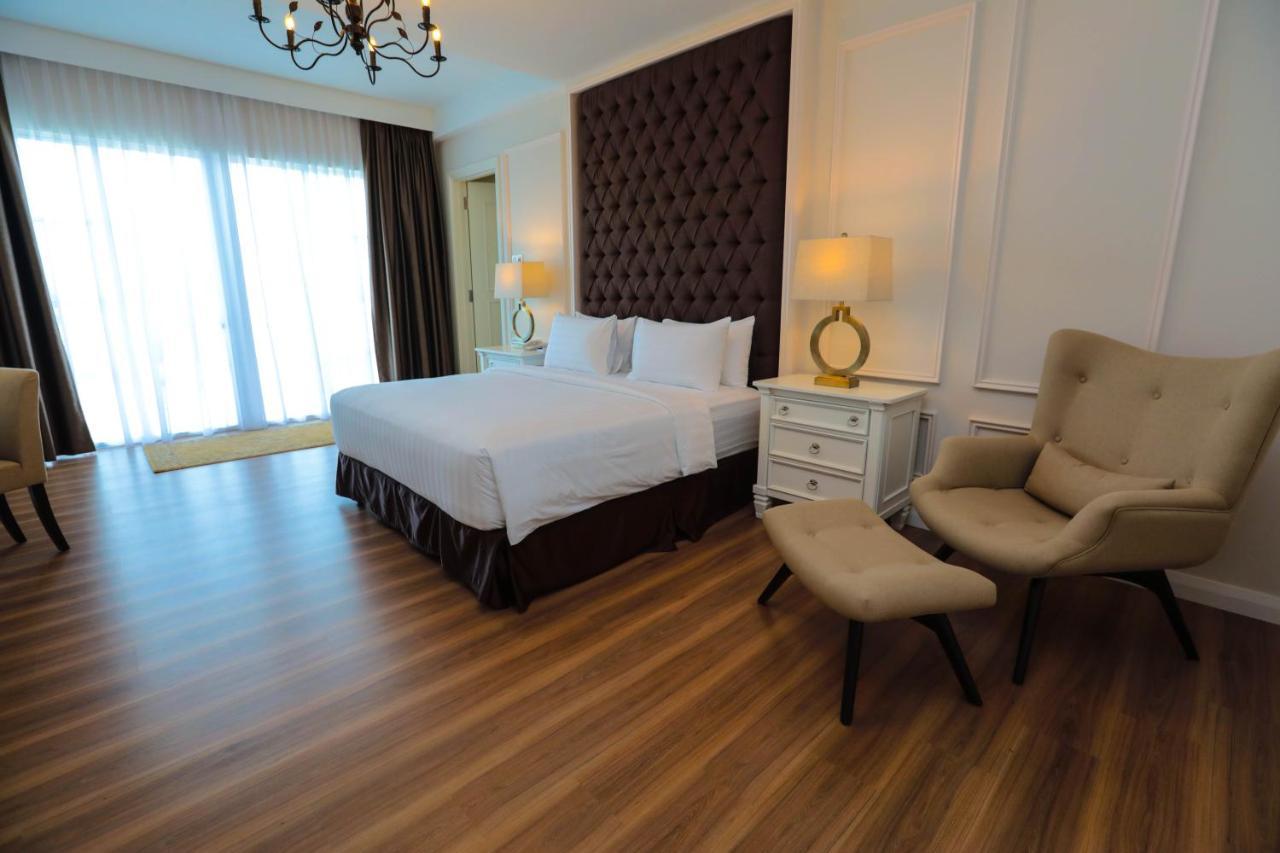 Hotel Casuarina@Куала-Кангсар Экстерьер фото